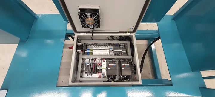 Elektros ir automatikos skydo nuotrauka 16