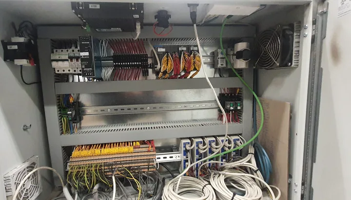 Elektros ir automatikos skydo nuotrauka 27